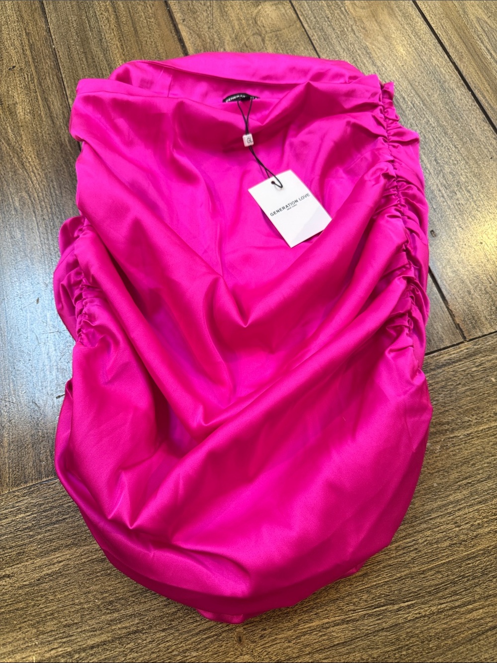 Génération Love Bright Hot Pink Emmie Ruched Mini Skirt